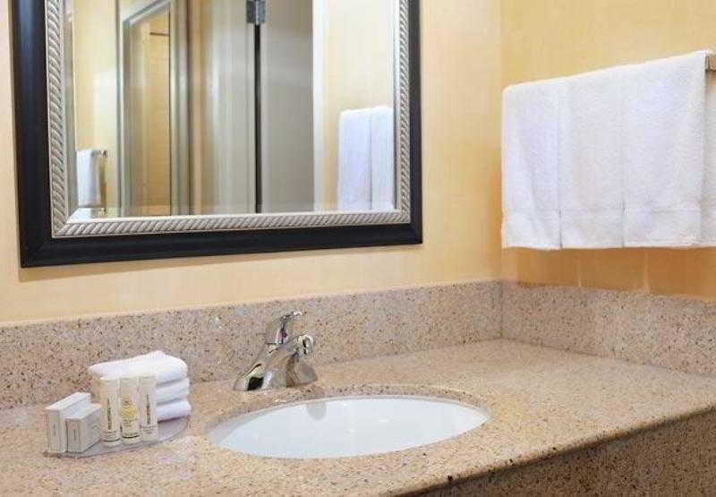 Courtyard By Marriott Oklahoma City Airport Extérieur photo