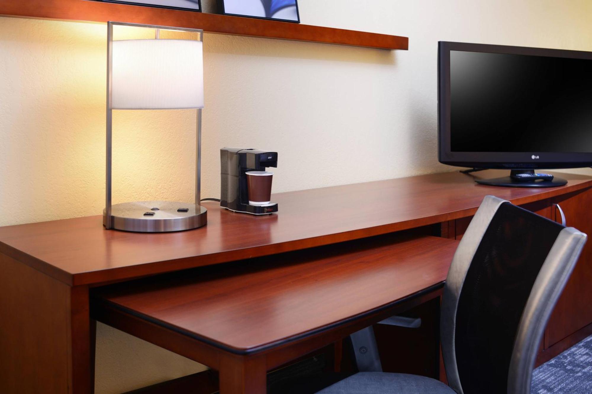 Courtyard By Marriott Oklahoma City Airport Extérieur photo